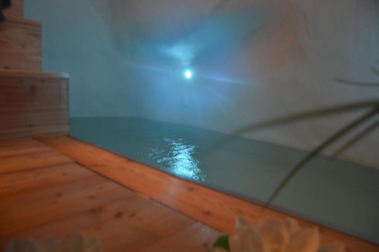 Ostuni 21Mqsuitehomes, Appartamento Con Mini Piscina Privata, Appartamenti Con Vasca Idromassaggio & Appartamenti Standard Остуни Экстерьер фото