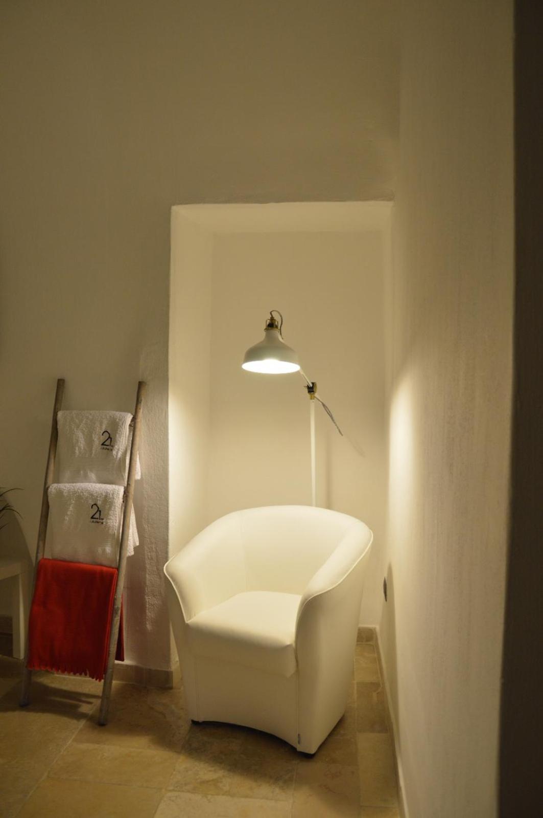 Ostuni 21Mqsuitehomes, Appartamento Con Mini Piscina Privata, Appartamenti Con Vasca Idromassaggio & Appartamenti Standard Остуни Экстерьер фото