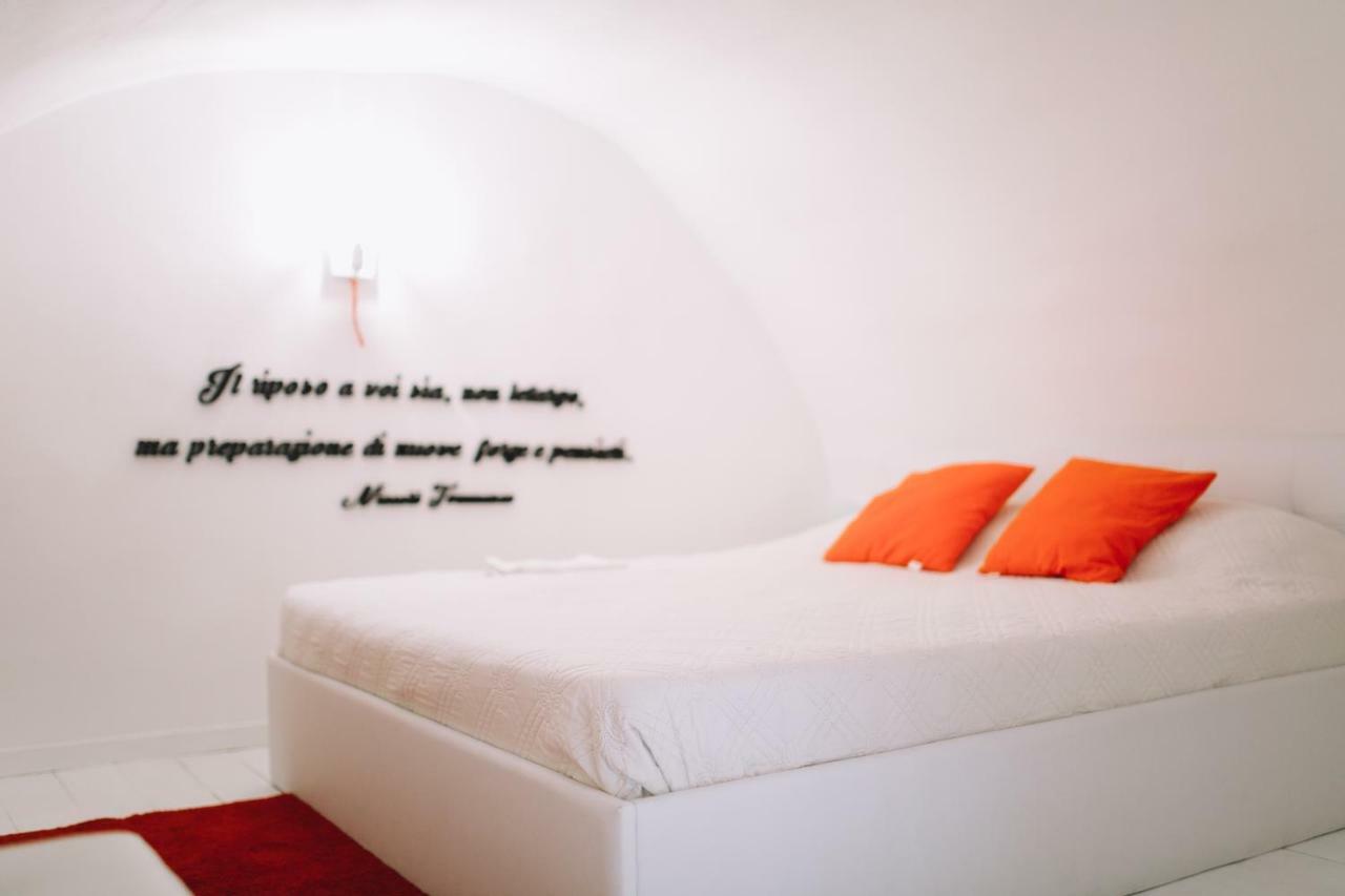 Ostuni 21Mqsuitehomes, Appartamento Con Mini Piscina Privata, Appartamenti Con Vasca Idromassaggio & Appartamenti Standard Остуни Экстерьер фото
