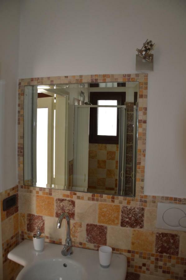 Ostuni 21Mqsuitehomes, Appartamento Con Mini Piscina Privata, Appartamenti Con Vasca Idromassaggio & Appartamenti Standard Остуни Экстерьер фото